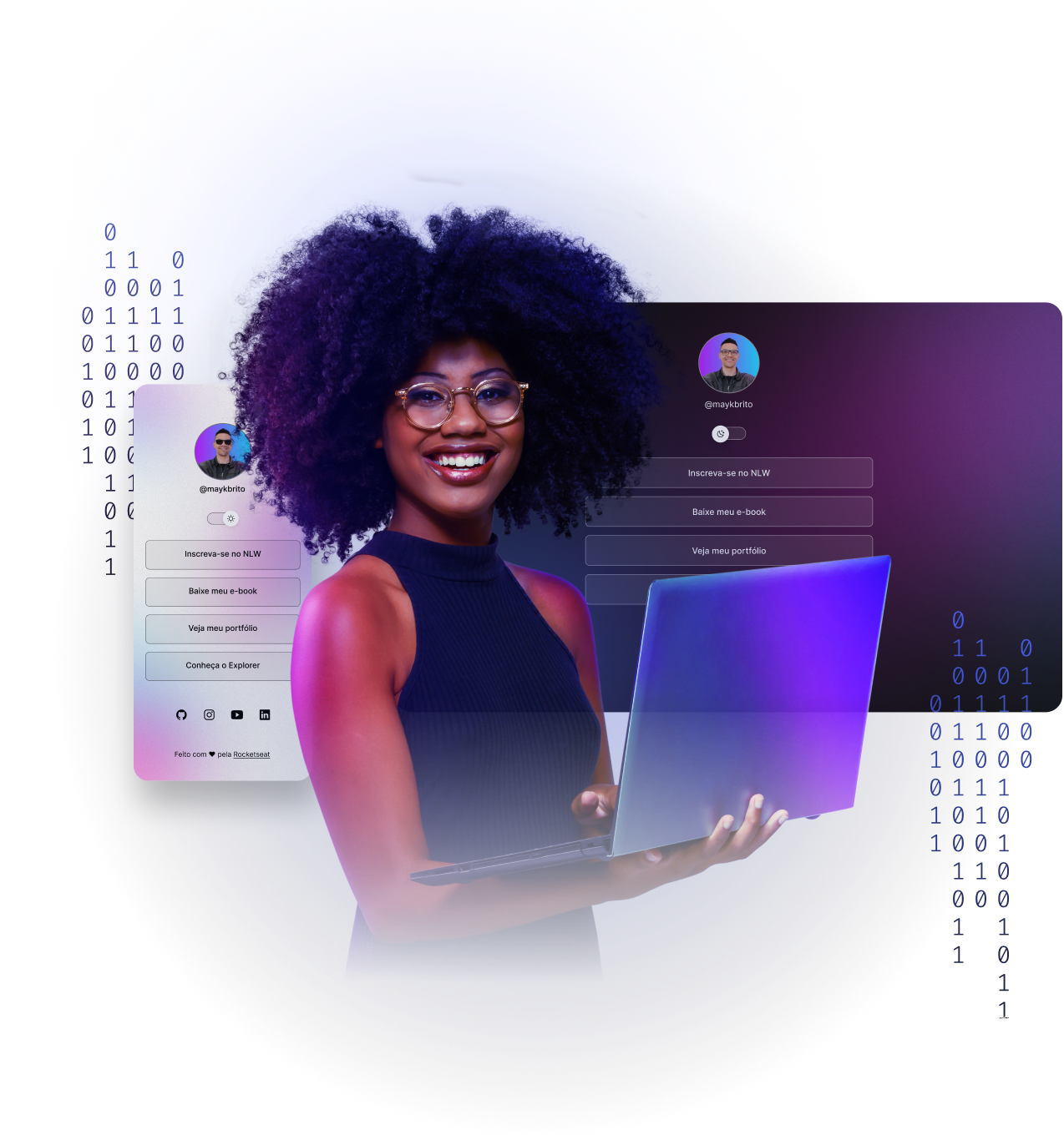 Programadora sorrindo enquanto segura o notebook. Ao fundo, capturas de tela da aplicação desenvolvida no Discover tanto na versão mobile com light theme quanto na versão web com dark theme